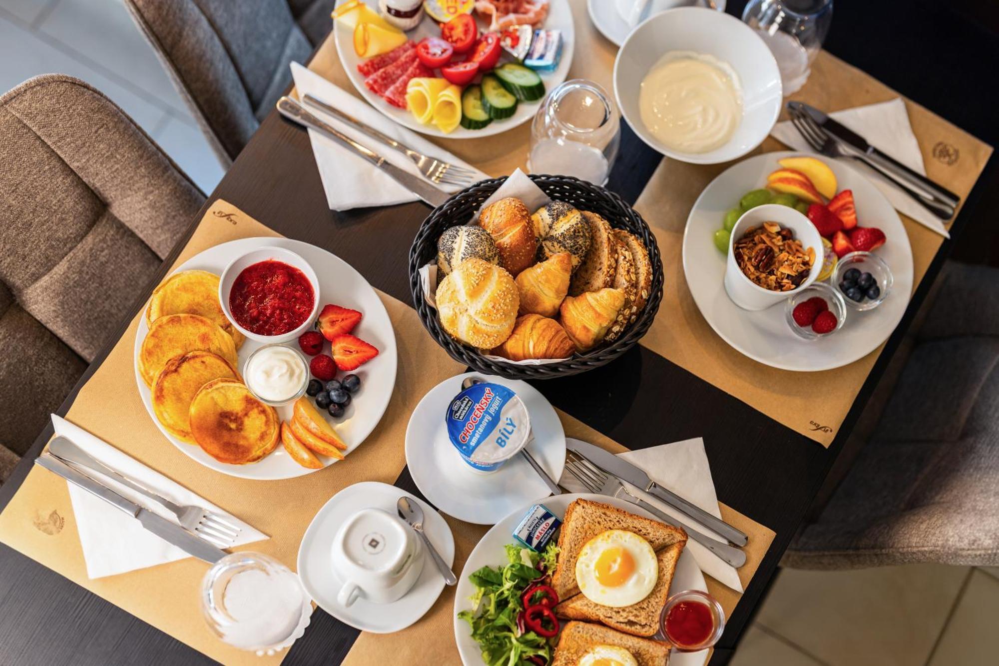 Hotel A1 Royal Plaza Praga Zewnętrze zdjęcie